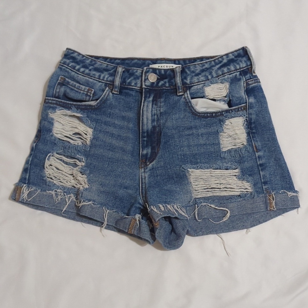 PacSun Distressed Denim Mom Shorts, Color Medium Indigo Size 26